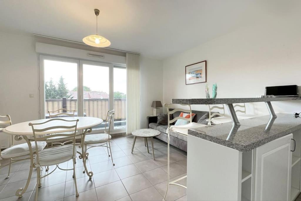 T2 4 Couchages A 2 Pas Du Bassin Apartment กูฌ็อง-เมสทราส ภายนอก รูปภาพ